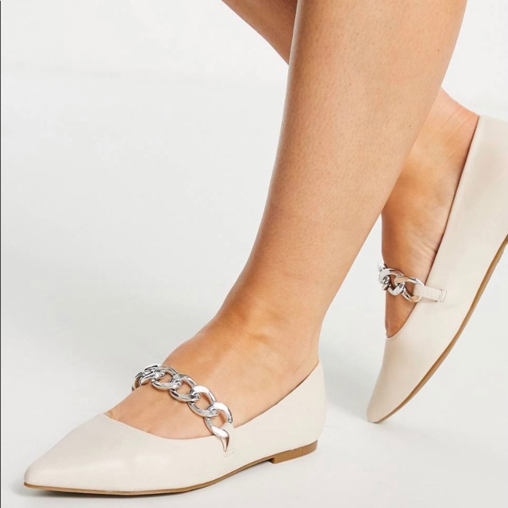 Creme flats with silver chain